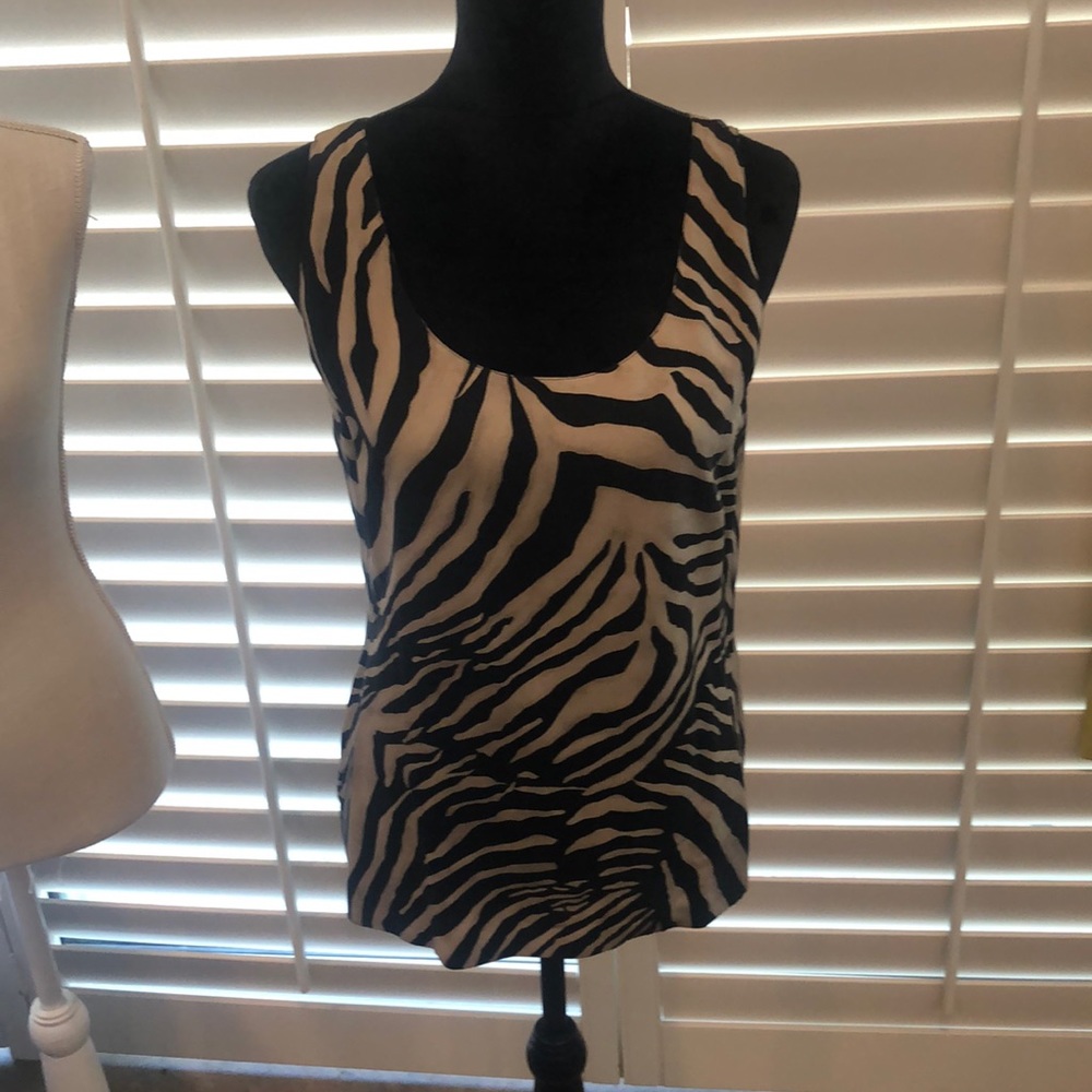 Dana Buchman reversible silk tank top. Cool.